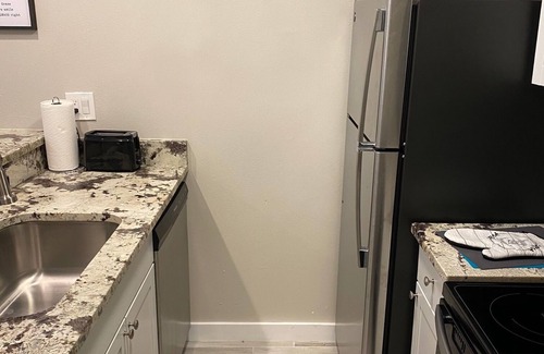 Knox - Henderson Casa | Greenville/Knox/Uptown ✿ 5min Walk to Restaurants