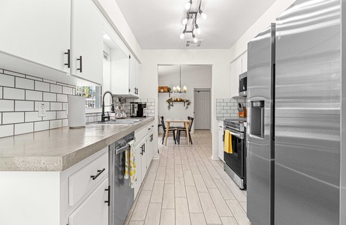 Candler Casa | Greenway Getaway Near Silver Springs, walking distance to Cross Florida Greenway