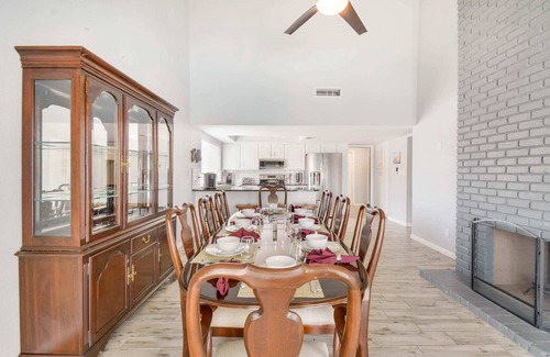 Covey Casa | Greenway Villa, newly remodeled, Pool, putting green and Patio