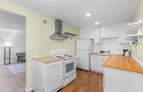 Phinney Ridge Apartamento | Greenwood's Lavender Haze - WalkScore 81