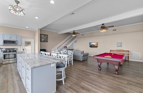 Quitman Casa | Greers Ferry Lake with Breathtaking lake views and a trampoline for the kids!