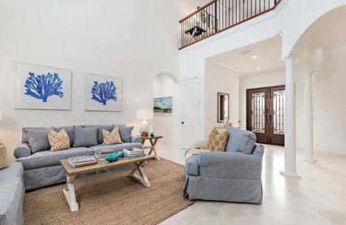 Southside Casa | Gregory Place - Dine Alfresco by the Pool in South End Sophistication