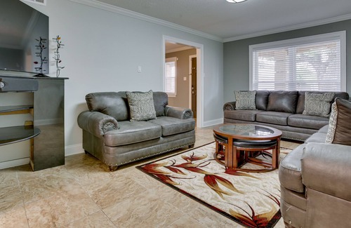 Timberlane Casa | Gretna Vacation Rental w/ Fire Pit & Backyard!