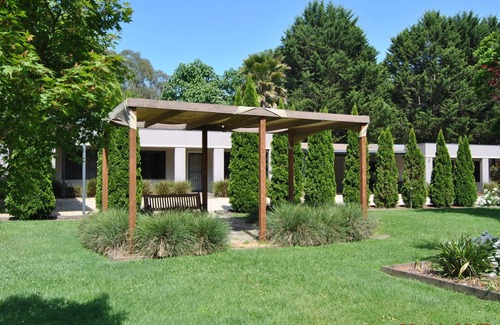 Bright Apartamento | Grevillea Gardens Apartments