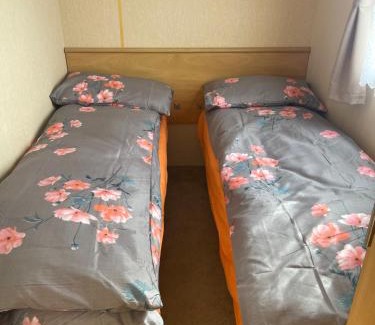 Ingoldmells Casa | Grey 1 Caravan Ingoldmells 3 bedrooms 6 berth