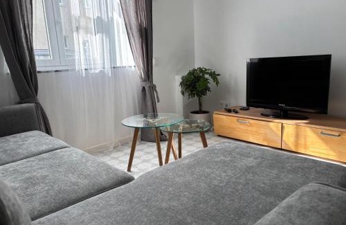 Avoti Apartamento | Grey apartment