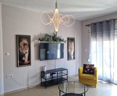 Prinos Apartamento | Grey House