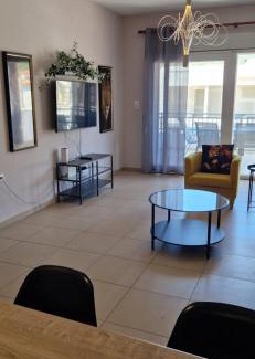 Prinos Apartamento | Grey House