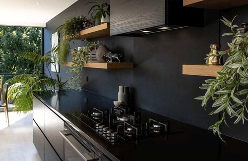Grey Lynn Casa | Grey Lynn Luxury 4BD Villa w Pool, Free Parking