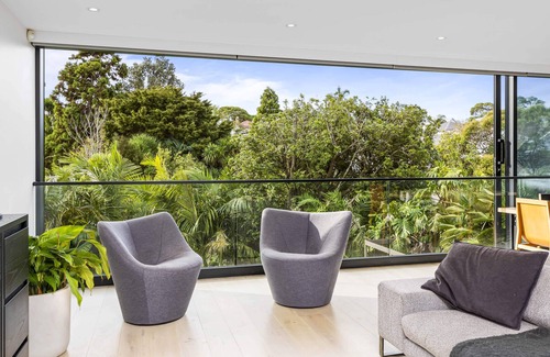 Grey Lynn Casa | Grey Lynn Luxury 4BD Villa w Pool, Free Parking