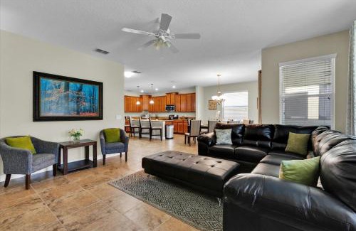 Titus Village Casa | GRH14636 - Paradise Palms Resort - 6 Bed 5 Baths House