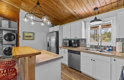 Stowe Area Apartamento | Griffin Chalet 3 about a mile to Stowe Resort