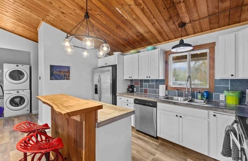 Stowe Area Apartamento | Griffin Chalet 4 ~ mile to Stowe
