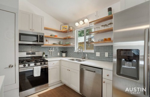 North University Apartamento | Griffith St #1 xxxxx
