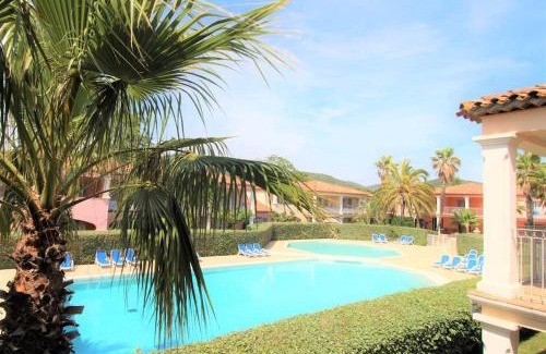 Grimaud Apartamento | GRILEG- Pour des vacances idéales en famille ! T2 cabine dans résidence avec piscine chauffée