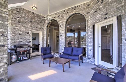 Walden on Lake Conroe Casa | Grills and Boat Dock Comfy Cove on Lake Conroe