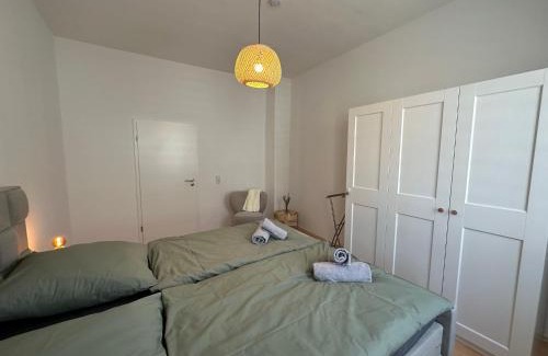 Ilversgehofen Apartamento | Große Ferienwohnung für Gruppen und Familien bis 8 Personen mit Balkon