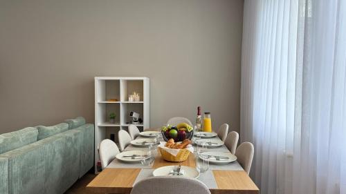 Kiel Apartamento | Große Innenstadt-Oase Kiel für Gruppen & Familien