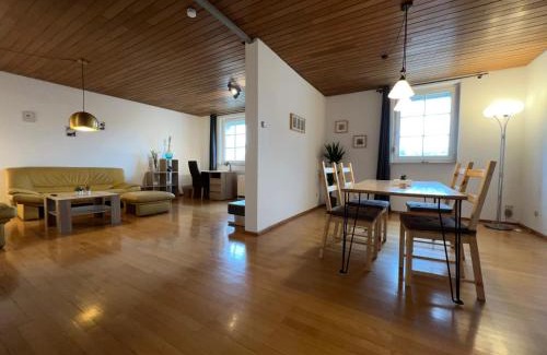 Knielingen Apartamento | Große Maisonette-Wohnung by Rabe - Gartenabteil, Smart-TV, Netflix