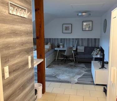 Fuerth Apartamento | Große moderne Ferienwohnung mit Klimaanlage, Parkplatz inklusive TOP !