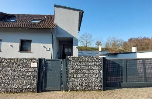 Kleinbreitenbach Apartamento | Große tolle 4 Zimmer Ferienwohnung im Herzen des Odenwaldes