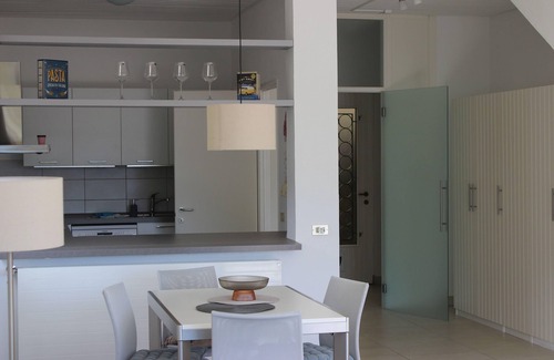 Cannobio Apartamento | Großzügige 3½-zimmer-wohnung mit 2 Balkonen und Panoramaseesicht