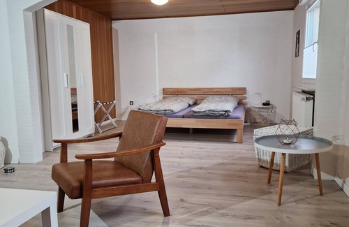 Buettelborn Apartamento | Großzügige Ferienwohnung 4+1 Personen, 2 Schlafzimmer