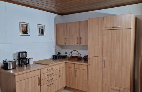 Buettelborn Apartamento | Großzügige Ferienwohnung 4+1 Personen, 2 Schlafzimmer