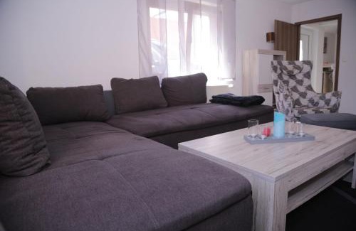 Kandern Apartamento | Großzügige Ferienwohnung Aissa Mit Offenem Kamin