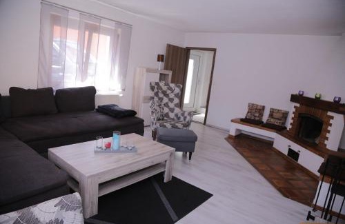 Kandern Apartamento | Großzügige Ferienwohnung Aissa Mit Offenem Kamin
