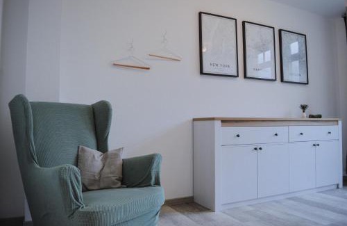 Frickenfelden Apartamento | Großzügiges Apartment am Altmühlsee mit Parkplatz