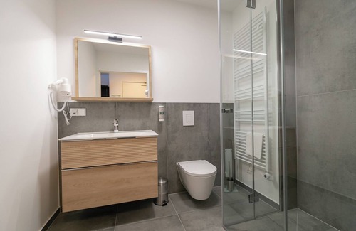 Friedrichshain Apartamento | Großzügiges Apartment im 1.OG mit Lift in Berlin