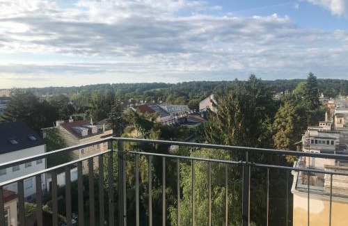 Penzing Apartamento | Großzügiges Dachterrassen-Appartment mit Klimaanlage und wunderbarem Ausblick über ganz Wien