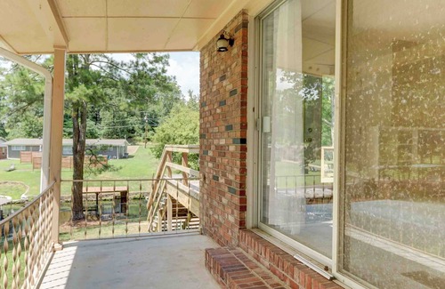 Lakeland Casa | Groovy 70's Lake Front Reetreet in the heart of the City