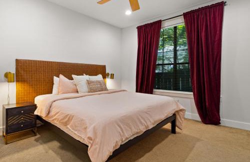 Bouldin Casa | Groovy SoCo Stay, Walk to Shops, Eats & Bars