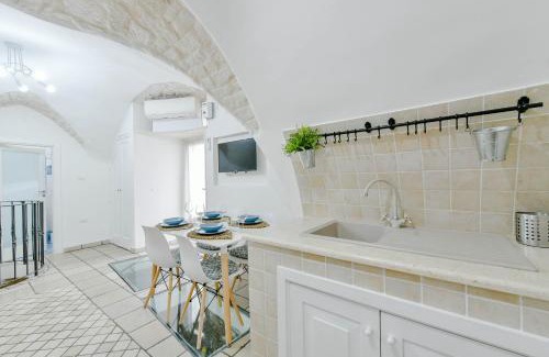 Ostuni Apartamento | Grotta Antigone - 3min dal Centro Storico