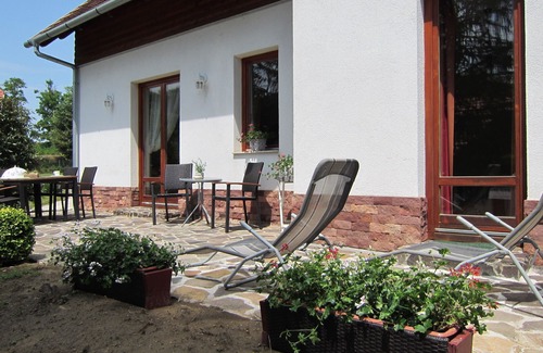 Zalacsany Apartamento | Ground floor apartment with a large terrace