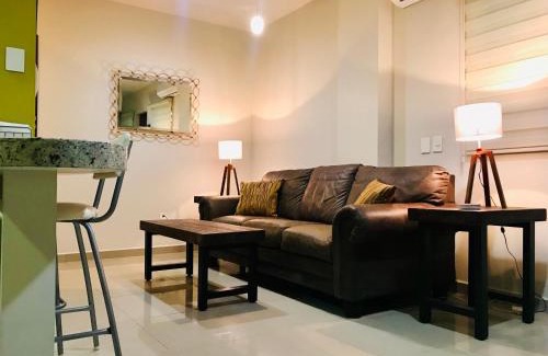 Las Gaviotas Apartamento | Ground floor apartment close to the beach, shops and restaurants