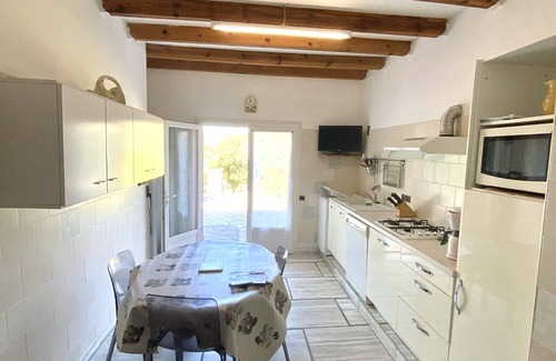 SantʼAntonino Apartamento | Ground floor apartment in the beautiful village of Aregno
