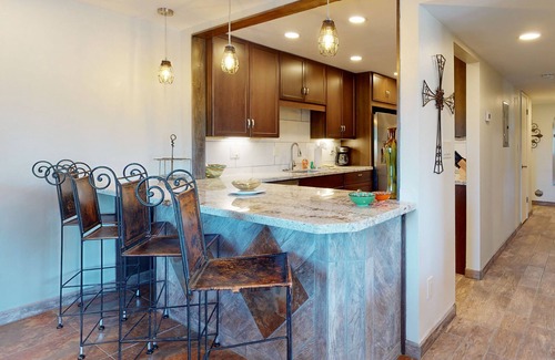 Carefree Condominio | Ground-floor condo with on-site pool, grills, patio, & central AC
