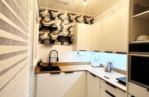 Cowdenbeath Apartamento | Ground Floor Entire Holiday Apartment - Self Check in/out - Perfect for 6 Guests
