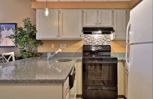Killington Condominio | Ground floor entry with ski in/out access to Pico & FREE shuttle to Killington