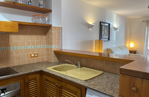 Fornells Apartamento | Planta baja frente al mar en Fornells