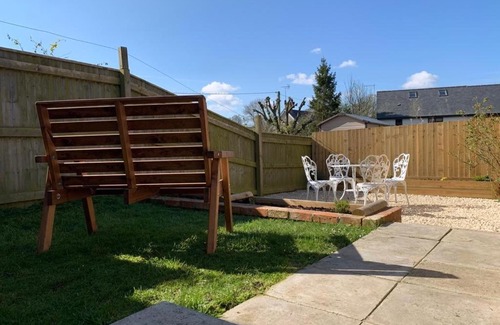 Shrewton Casa | Ground Floor Garden Cottage, near Stonehenge