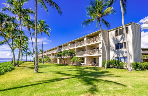 Ualapue Condominio | Ground-floor island getaway with ocean/mountain views, pool, & tennis courts
