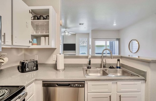 Clearfield Apartamento | Ground Floor King Beds Pool Gym - Near Hill AFB