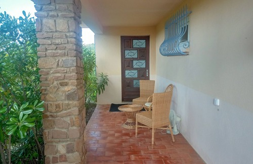 Plage de la Garonnette Apartamento | Ground floor villa with swimming pool .15 minutes walk from the beach, absolute peace and quiet