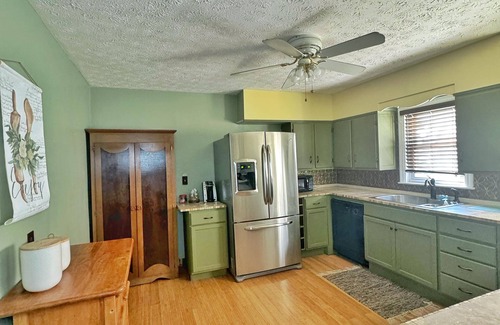 Germantown Apartamento | Ground Level Floor Unit