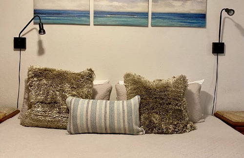 San José del Cabo Condominio | Ground Level, On The Beach In Front of 4 surf breaks