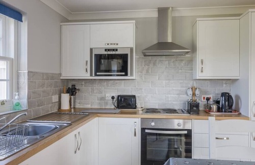 Horncastle Casa | Group Accommodation for 18, Bainvalley Cottages